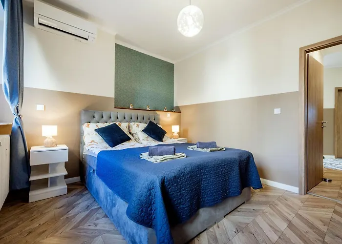 Nehru Apartment